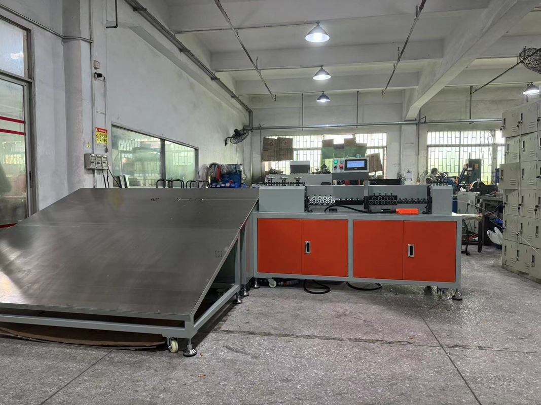High Precision Nylon Mesh Filter Inner Support Frame Forming Machine Eenvoudige werking