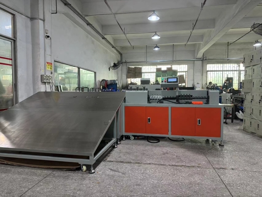 High Precision Nylon Mesh Filter Inner Support Frame Forming Machine Eenvoudige werking